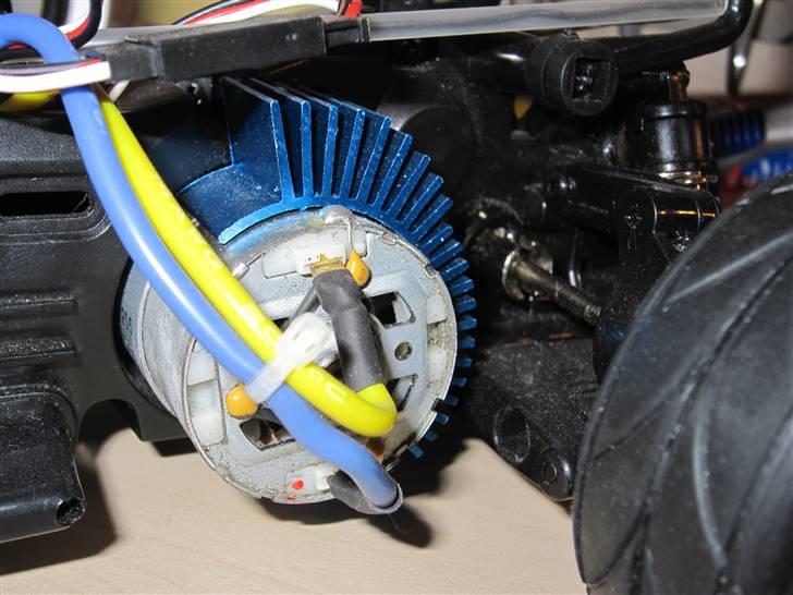 Bil Supra (HBX) - standart HBX motor billede 2