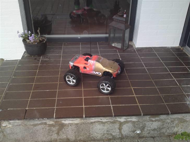 Off-Roader traxxas revo billede 1