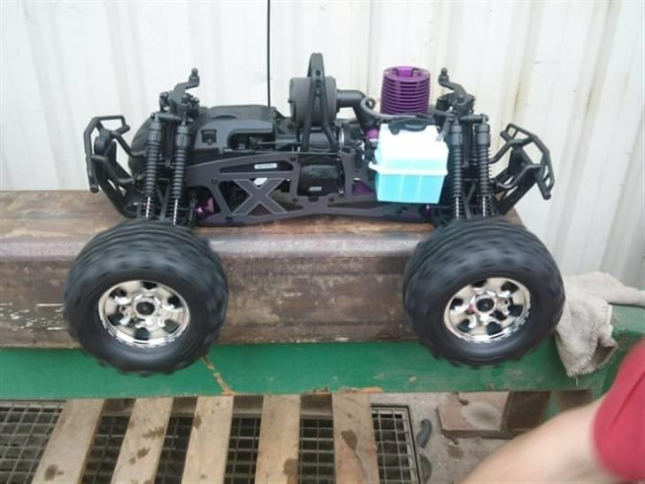 Truck HPI Savage (SOLGT) billede 1