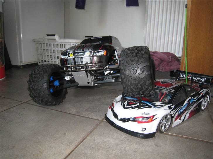 Off-Roader E-Maxx Brushless Edition - Crusher! billede 8