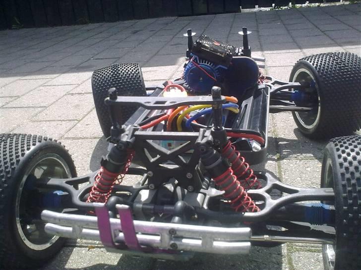 Off-Roader E-maxx brushless billede 9