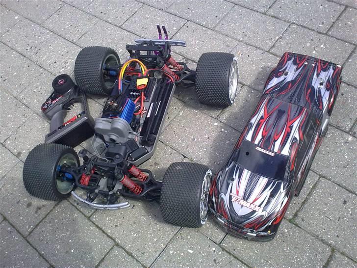 Off-Roader E-maxx brushless billede 12