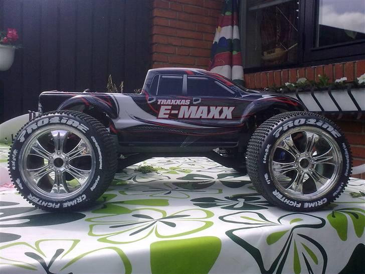 Off-Roader E-maxx brushless billede 17