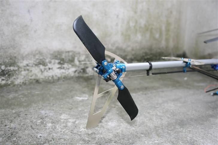 Helikopter T-rex 450 SE V2 - klon billede 8