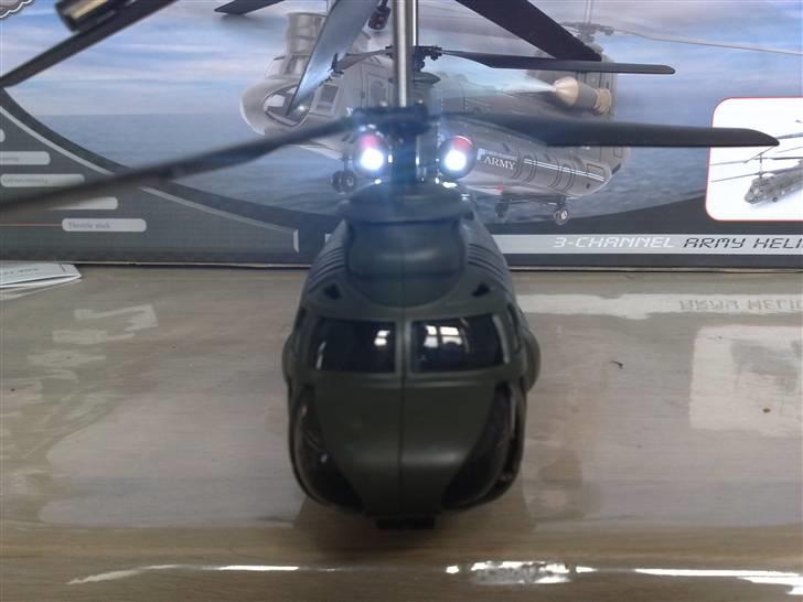 Helikopter Syma Stor Chinook  billede 8