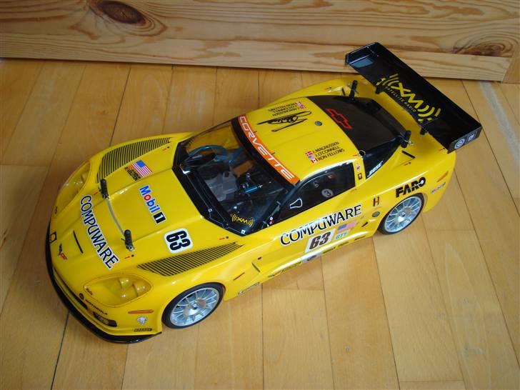 Bil Kyosho FW-06 Corvette C6R billede 1