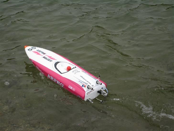 Båd P1 Arpro 700EP Brushless  billede 4