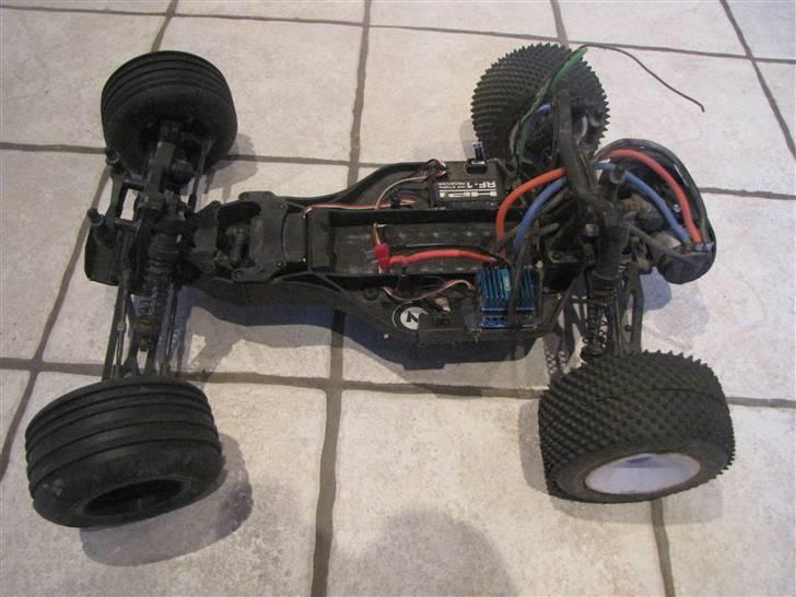 Off-Roader HPI E-firestorm m. team wave billede 2