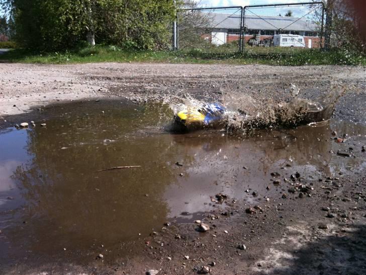 Off-Roader Traxxas Slash 2WD Solgt billede 7