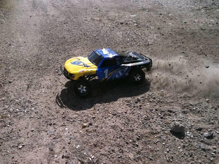 Off-Roader Traxxas Slash 2WD Solgt billede 9