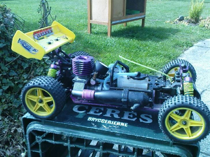 Bil Atomic Warhead SOLGT billede 6