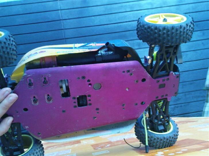 Bil Atomic Warhead SOLGT billede 11