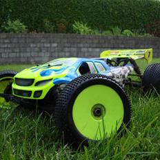 Off-Roader Team Losi 8ight 2.0 Solgt
