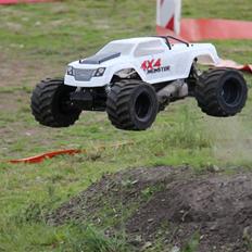 Bil MCD Monster Truck V4 Comp