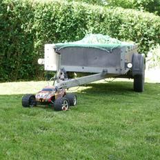 Off-Roader Traxxas Revo 2.5 