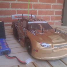 Bil 1:10 HBX Skyline