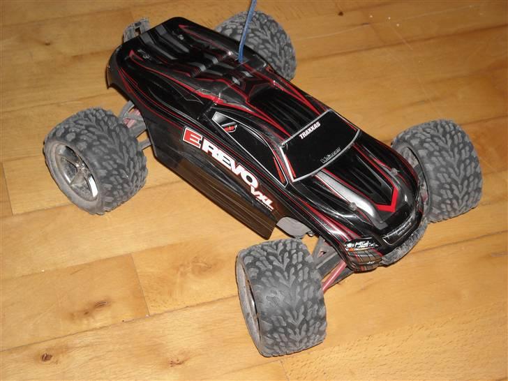 Off-Roader Traxxas Revo VXL 1:16. Solgt. billede 1