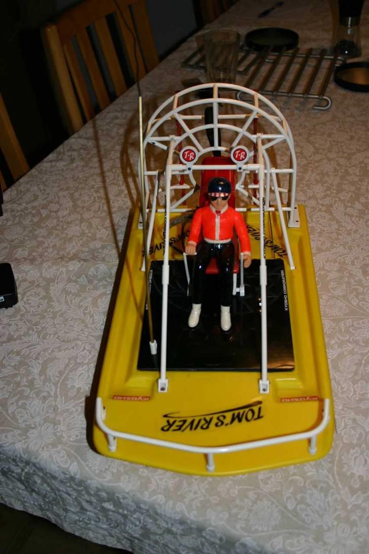 Båd Kyosho Tom's River billede 1