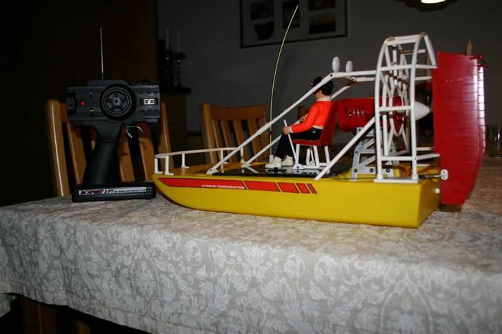 Båd Kyosho Tom's River billede 2