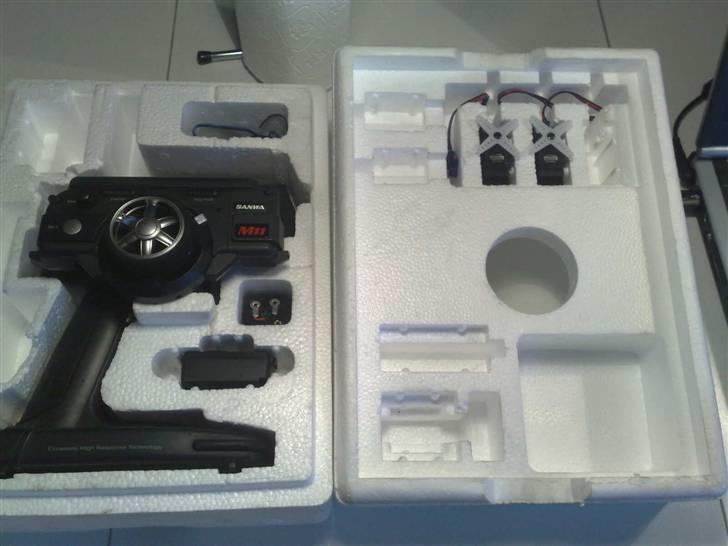 Bil HBX Nissan GT-R Drift  - sanwa airtronics m11 billede 10