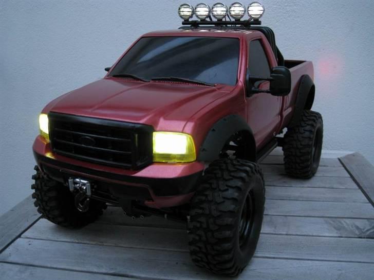 Off-Roader Ford-350 Trailfinder - By Night billede 2