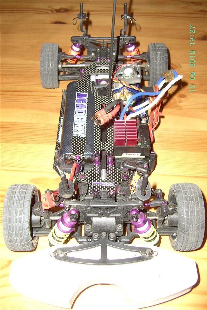 Bil academi str-4 pro  - forfra billede 10