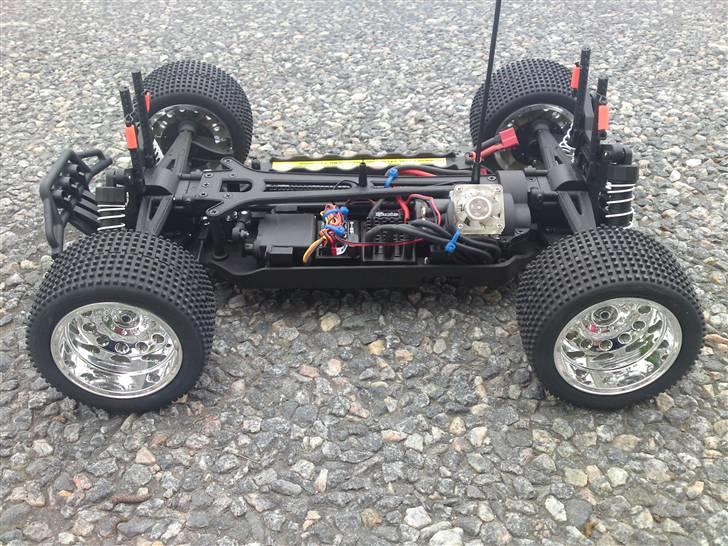 Off-Roader Carson Desert Quad - Carson Team Desert Quad CE10T, HPI Flux Brushless. billede 12