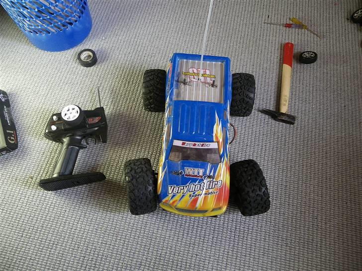 Off-Roader hbx bonzer monster truck solgt billede 2