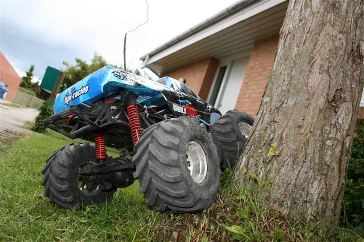 Off-Roader HPI Wheelie King 4x4 billede 1