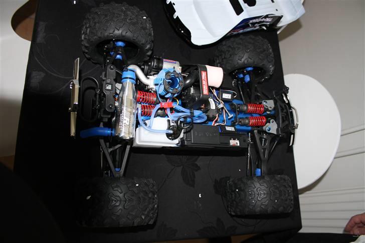 Off-Roader Traxxas - Revo 3.3 billede 5