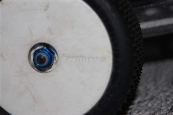 Bil associated  billede 4