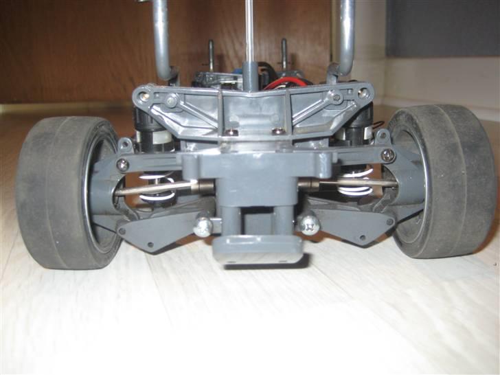 Bil tamiya ta-03f billede 9