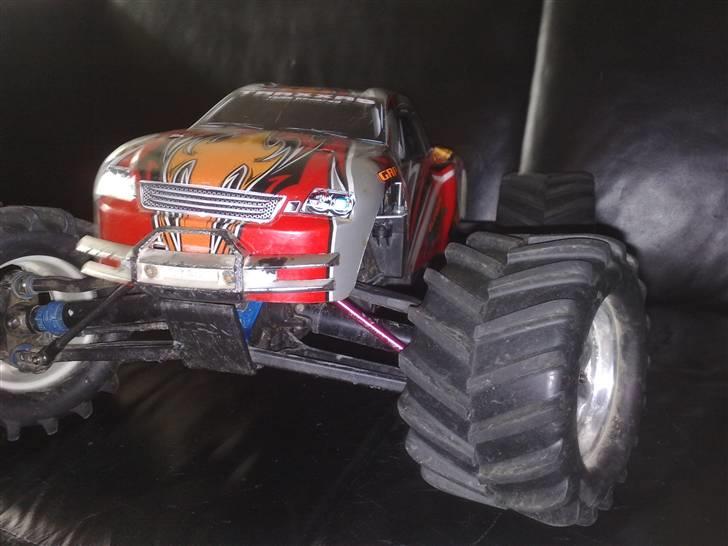Bil Revo 2.5 (Brushless) billede 3