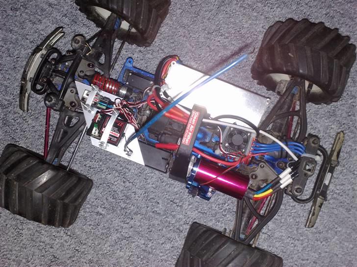 Bil Revo 2.5 (Brushless) billede 7