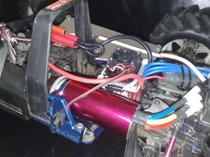Bil Revo 2.5 (Brushless) billede 12