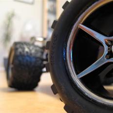 Bil Traxxas1/16 E-Revo(SOLGT)