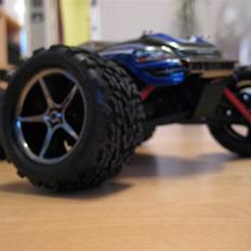 Bil Traxxas1/16 E-Revo(SOLGT)