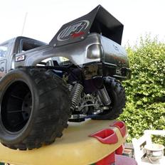 Off-Roader Stadium PRO Suttet Bolsje