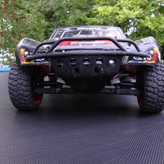 Off-Roader traxxas slash 4*4