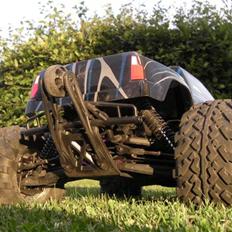 Off-Roader HPI Savage 2350 flux