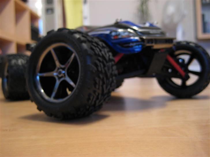 Bil Traxxas1/16 E-Revo(SOLGT) billede 2