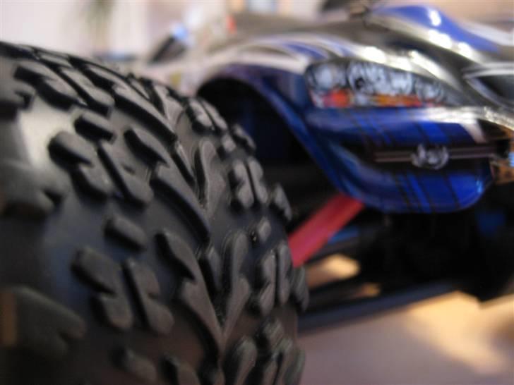 Bil Traxxas1/16 E-Revo(SOLGT) billede 4