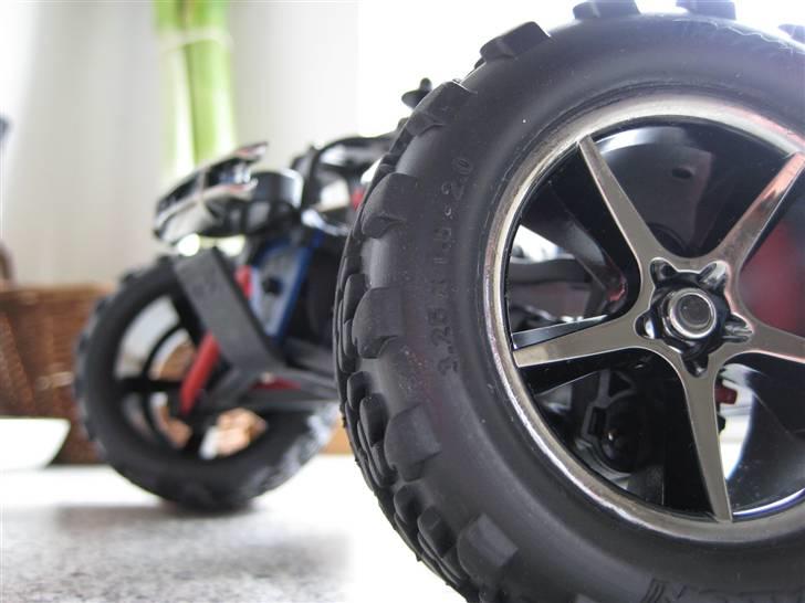 Bil Traxxas1/16 E-Revo(SOLGT) billede 15