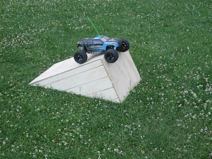 Bil  Stealth X09 Brushless billede 2