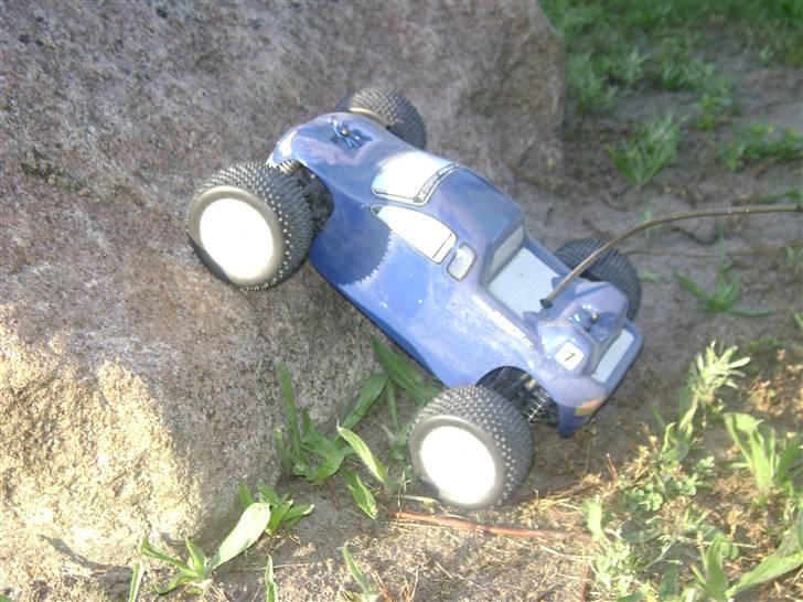 Off-Roader A-tech XMT4 *Byttet* - And up again billede 3