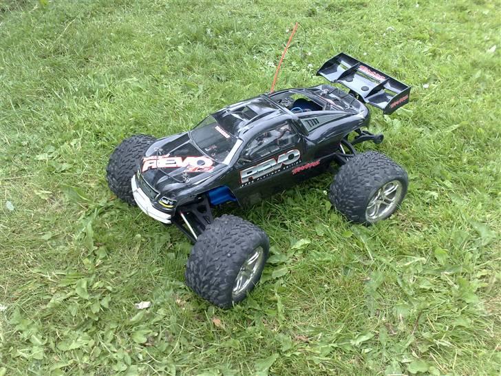 Bil Revo 3.3 billede 7