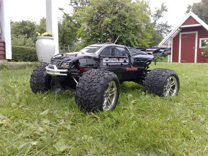 Bil Revo 3.3 billede 8