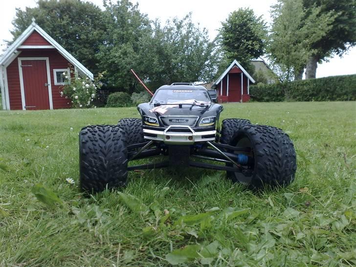 Bil Revo 3.3 billede 10