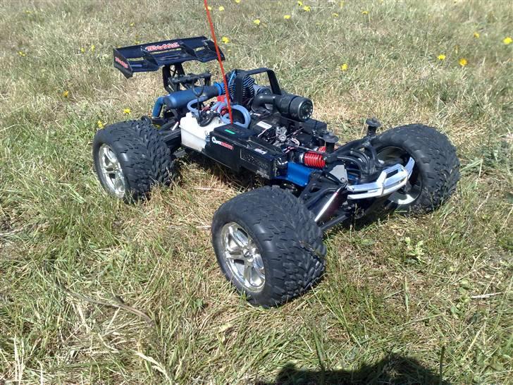 Bil Revo 3.3 billede 13