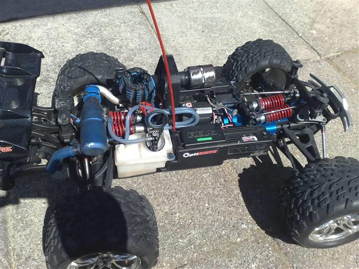 Bil Revo 3.3 billede 14